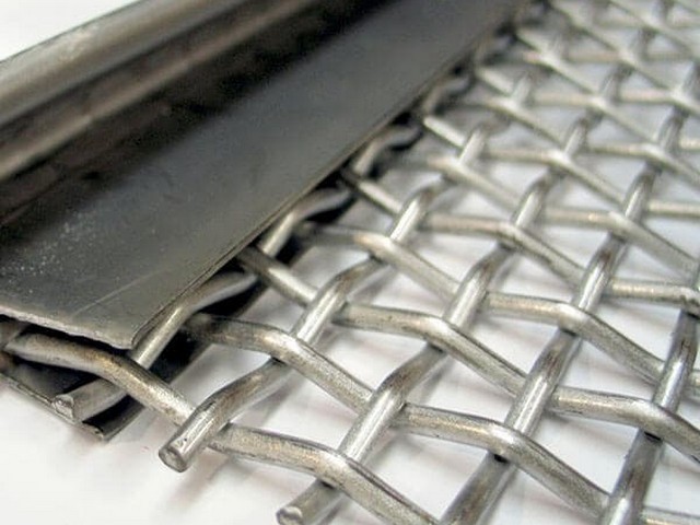 vibrating screen 12